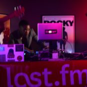 Blaqstarr - List pictures