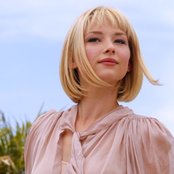 Haley Bennett - List pictures
