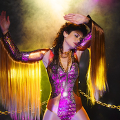 Peaches - List pictures