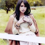 Maudy Ayunda - List pictures