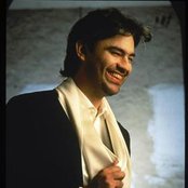 Andrea Bocelli & Helene Segara - List pictures