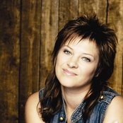 Nicki - List pictures