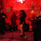 Evelyn - List pictures