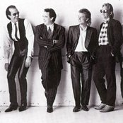 Huey Lewis & The News - List pictures