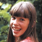 Deva Premal - List pictures