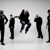 April - List pictures