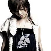 Salyu - List pictures