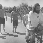 Los Hermanos - List pictures