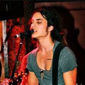 Samuel Larsen - List pictures