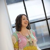 Lauren Hoffman - List pictures