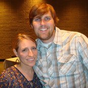 Laura Story - List pictures