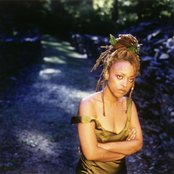 Cassandra Wilson - List pictures