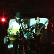 L'elan Vital - List pictures