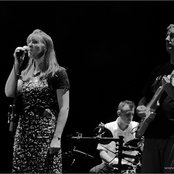 Young Marble Giants - List pictures