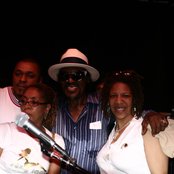 Chuck Brown - List pictures