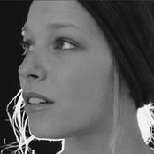 Shea Seger - List pictures