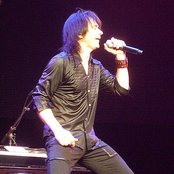 Gowan - List pictures