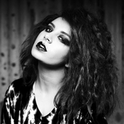 Charli Xcx - List pictures