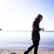 Steph Macpherson - List pictures