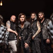 Everlit - List pictures