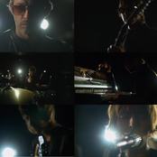 Beady Eye - List pictures