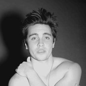 Chester See - List pictures