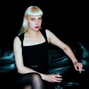 Molly Nilsson - List pictures