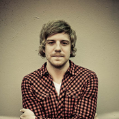 Andrew Belle - List pictures