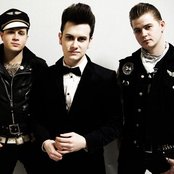 Reckless Ones - List pictures