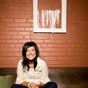 Kari Jobe - List pictures