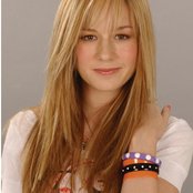Brie Larson - List pictures