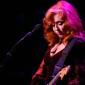 Bonnie Raitt - List pictures