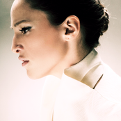 Carminho - List pictures