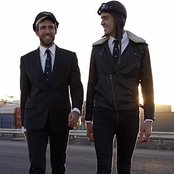 Flight Facilities - List pictures