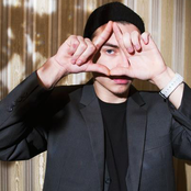 Danni Toma - List pictures