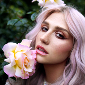 Ke$ha - List pictures