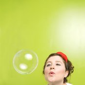 Mirah - List pictures