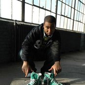 Claude Kelly - List pictures