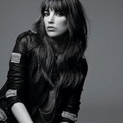 Deborah De Corral - List pictures