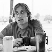 Dan Auerbach - List pictures