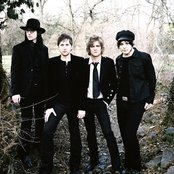 Raconteurs - List pictures