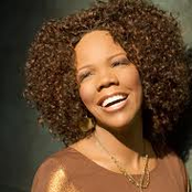 Lynda Randle - List pictures