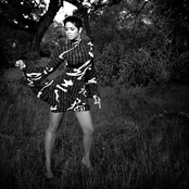 Ravaughn - List pictures