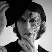 Daedelus - List pictures