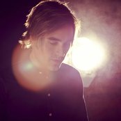 Charlie Simpson - List pictures