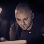 Andy Stott - List pictures