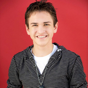 Aaron Kelly - List pictures