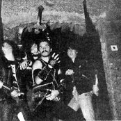 Poison - List pictures