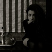 Alex Winston - List pictures