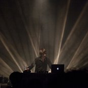 Madeon - List pictures